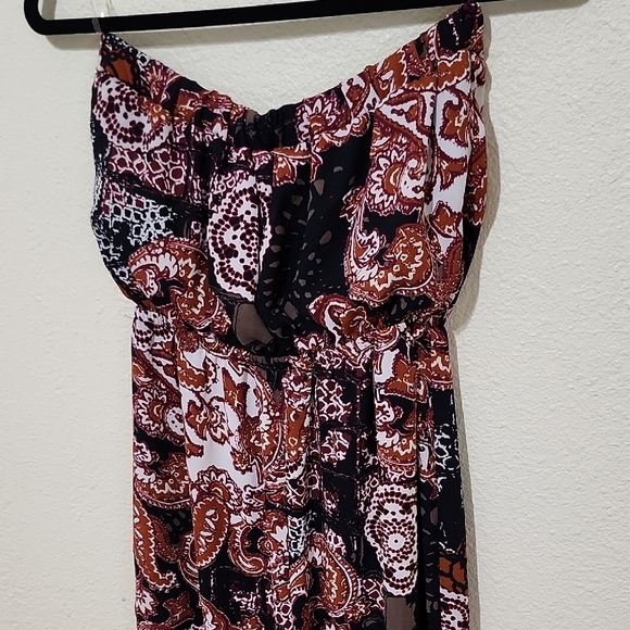 Elegant Paisley Maxi Dress - Picture 8 of 12